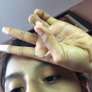 Meet your Posher, Valerie